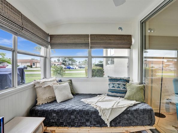 2592 Dudley Dr E A, West Palm Beach FL 33415