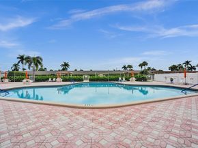 2592 Dudley Dr E A, West Palm Beach FL 33415