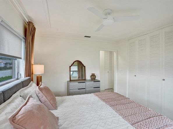 2592 Dudley Dr E A, West Palm Beach FL 33415