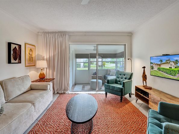 2592 Dudley Dr E A, West Palm Beach FL 33415