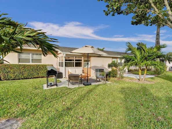 2592 Dudley Dr E A, West Palm Beach FL 33415