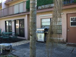 42 S Matador Ln 524, Davie FL 33324