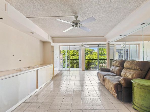 2802 N 46th Avenue B513, Hollywood FL 33021