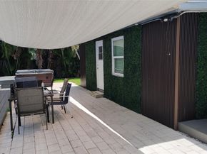 1600 NW 2nd Ave, Fort Lauderdale FL 33311