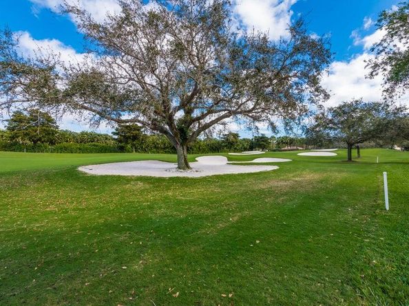 7485 Glendevon Lane 1107, Delray Beach FL 33446