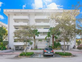 130 S Shore Dr A4, Miami Beach FL 33141