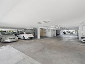 130 S Shore Dr A4, Miami Beach FL 33141