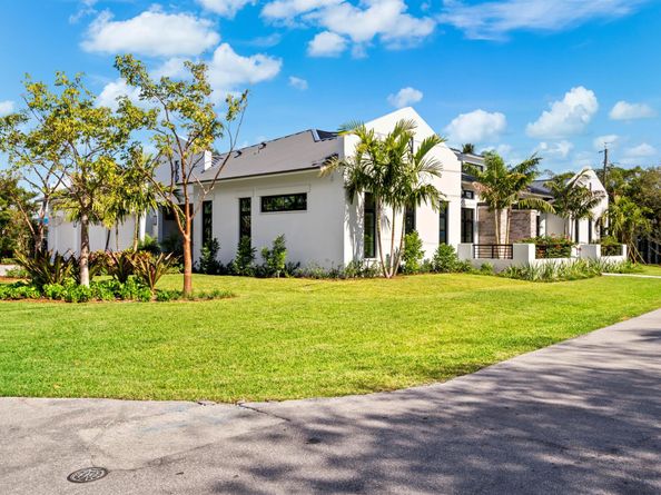321 NW 7th Street, Delray Beach FL 33444