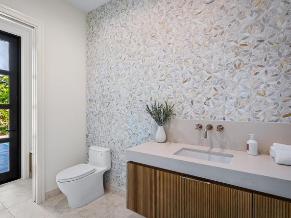321 NW 7th Street, Delray Beach FL 33444