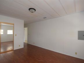 8608 SW 17th St, Davie FL 33324