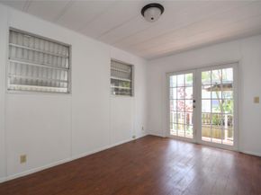 8608 SW 17th St, Davie FL 33324