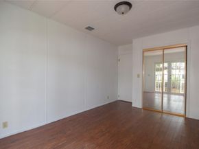 8608 SW 17th St, Davie FL 33324