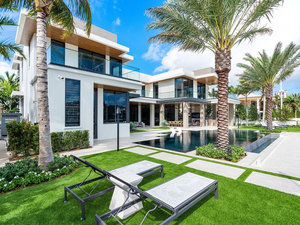 1520 Royal Palm Way, Boca Raton FL 33432