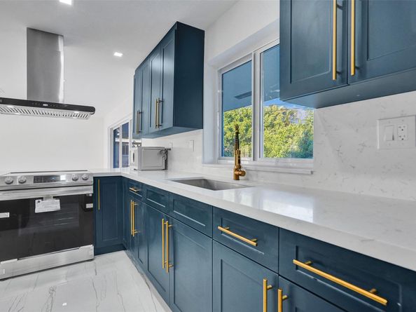 1510 SE 23rd Ave, Pompano Beach FL 33062