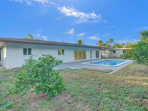 1510 SE 23rd Ave, Pompano Beach FL 33062