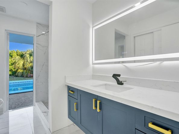 1510 SE 23rd Ave, Pompano Beach FL 33062