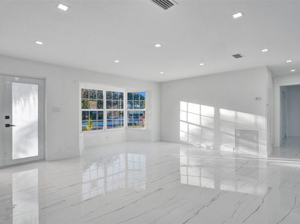 1510 SE 23rd Ave, Pompano Beach FL 33062