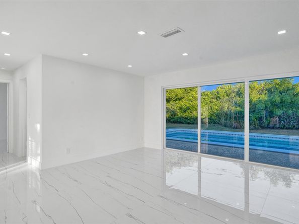 1510 SE 23rd Ave, Pompano Beach FL 33062