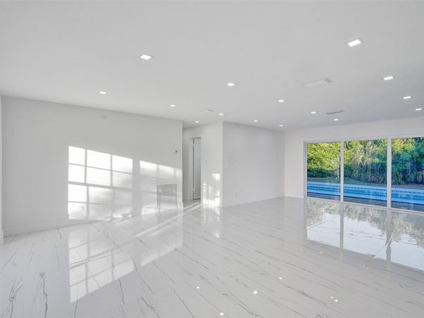 1510 SE 23rd Ave, Pompano Beach FL 33062