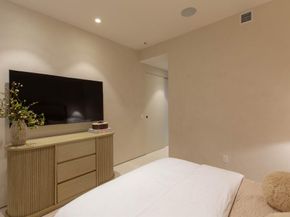 200 Arkona Court 1102, West Palm Beach FL 33401