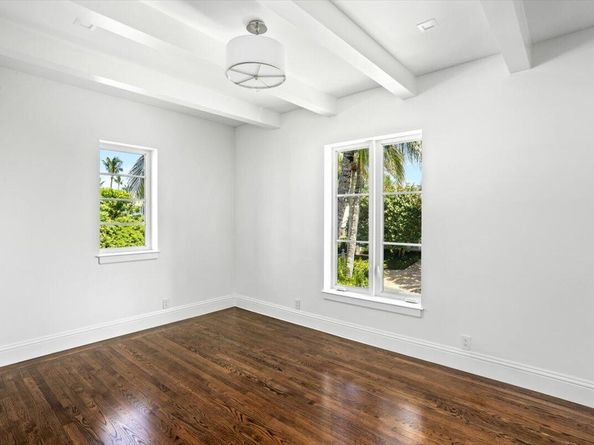 125 Via Vizcaya, Palm Beach FL 33480