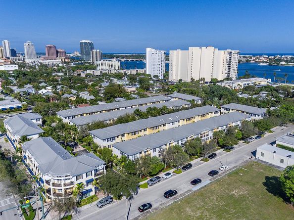 307 Flamingo Drive, West Palm Beach FL 33401