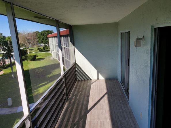 3300 Springdale Boulevard 318, Palm Springs FL 33461