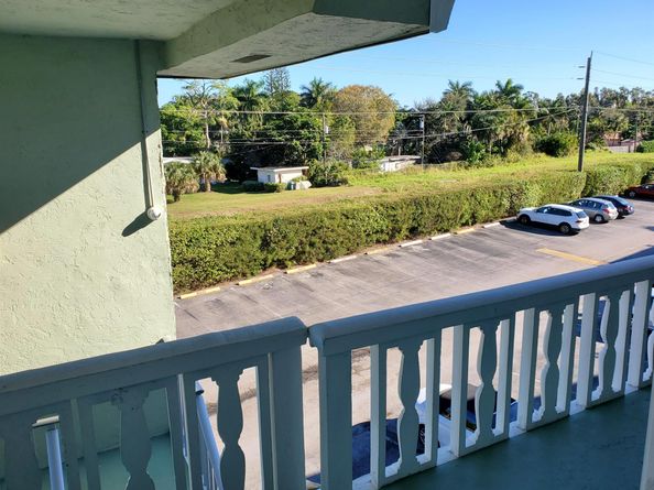 3300 Springdale Boulevard 318, Palm Springs FL 33461