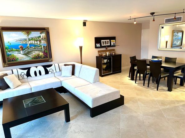 1 Las Olas Circle 605, Fort Lauderdale FL 33316