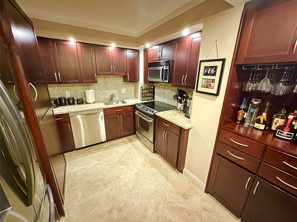 1 Las Olas Circle 605, Fort Lauderdale FL 33316