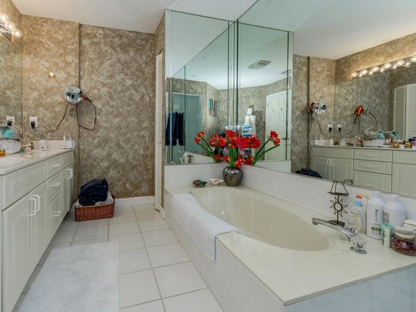 1000 N Us Highway 1 661, Jupiter FL 33477