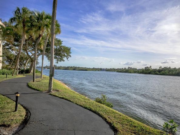 1000 N Us Highway 1 661, Jupiter FL 33477