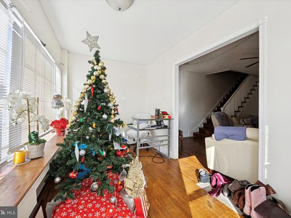 123 High Street, Sharon Hill PA 19079