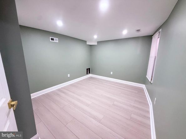 1942 S 56TH Street, Philadelphia PA 19143