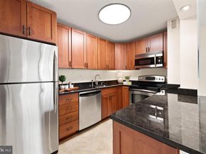 1325 18TH Street NW 712, Washington DC 20036