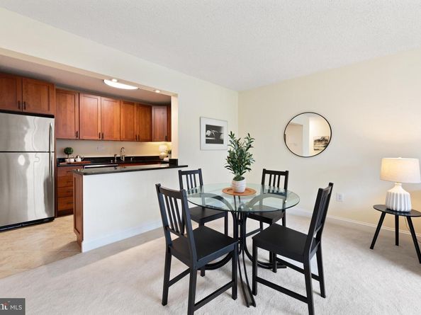 1325 18TH Street NW 712, Washington DC 20036