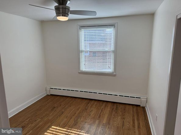 7224 Hill Road, Philadelphia PA 19128