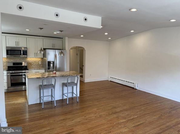 7224 Hill Road, Philadelphia PA 19128