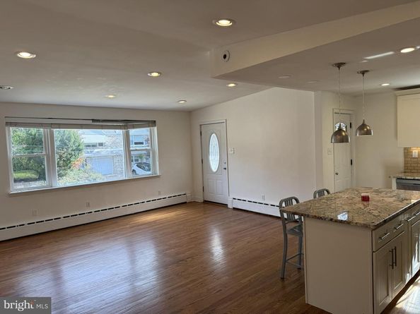 7224 Hill Road, Philadelphia PA 19128