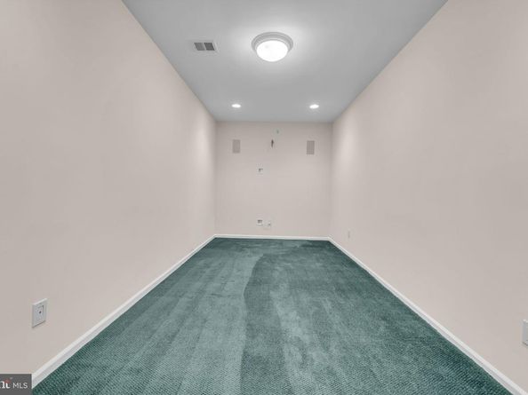 8313 Rising Ridge Way, Bethesda MD 20817