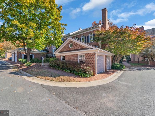 8313 Rising Ridge Way, Bethesda MD 20817