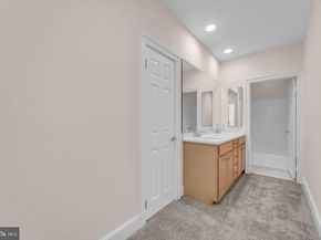 8313 Rising Ridge Way, Bethesda MD 20817