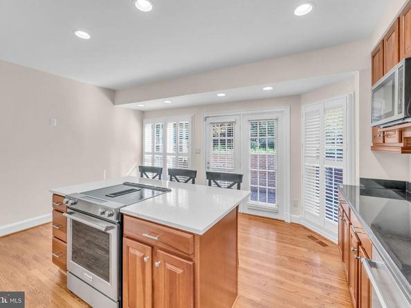 8313 Rising Ridge Way, Bethesda MD 20817
