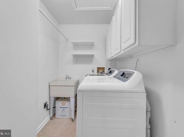 8313 Rising Ridge Way, Bethesda MD 20817