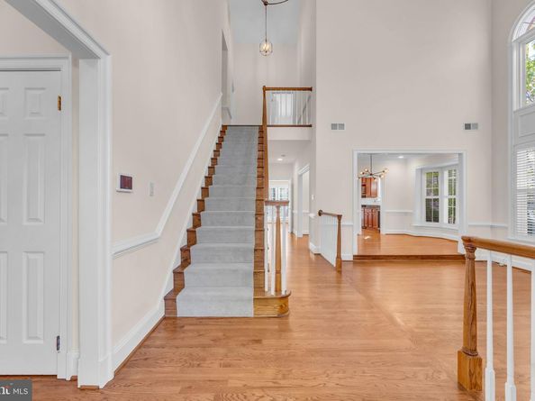 8313 Rising Ridge Way, Bethesda MD 20817