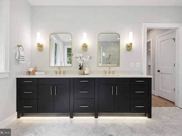 6179 Hardy Drive, Mclean VA 22101