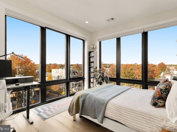 3933 14TH Street NW 8, Washington DC 20011