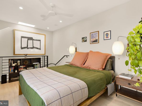 3933 14TH Street NW 8, Washington DC 20011