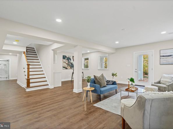 7604 Hackamore Drive, Potomac MD 20854