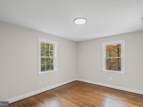 7604 Hackamore Drive, Potomac MD 20854